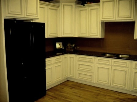 Extreme Cabinets Maple, Heritage White with glaze finish, dovetail drawers, full extension glides, all wood construction 